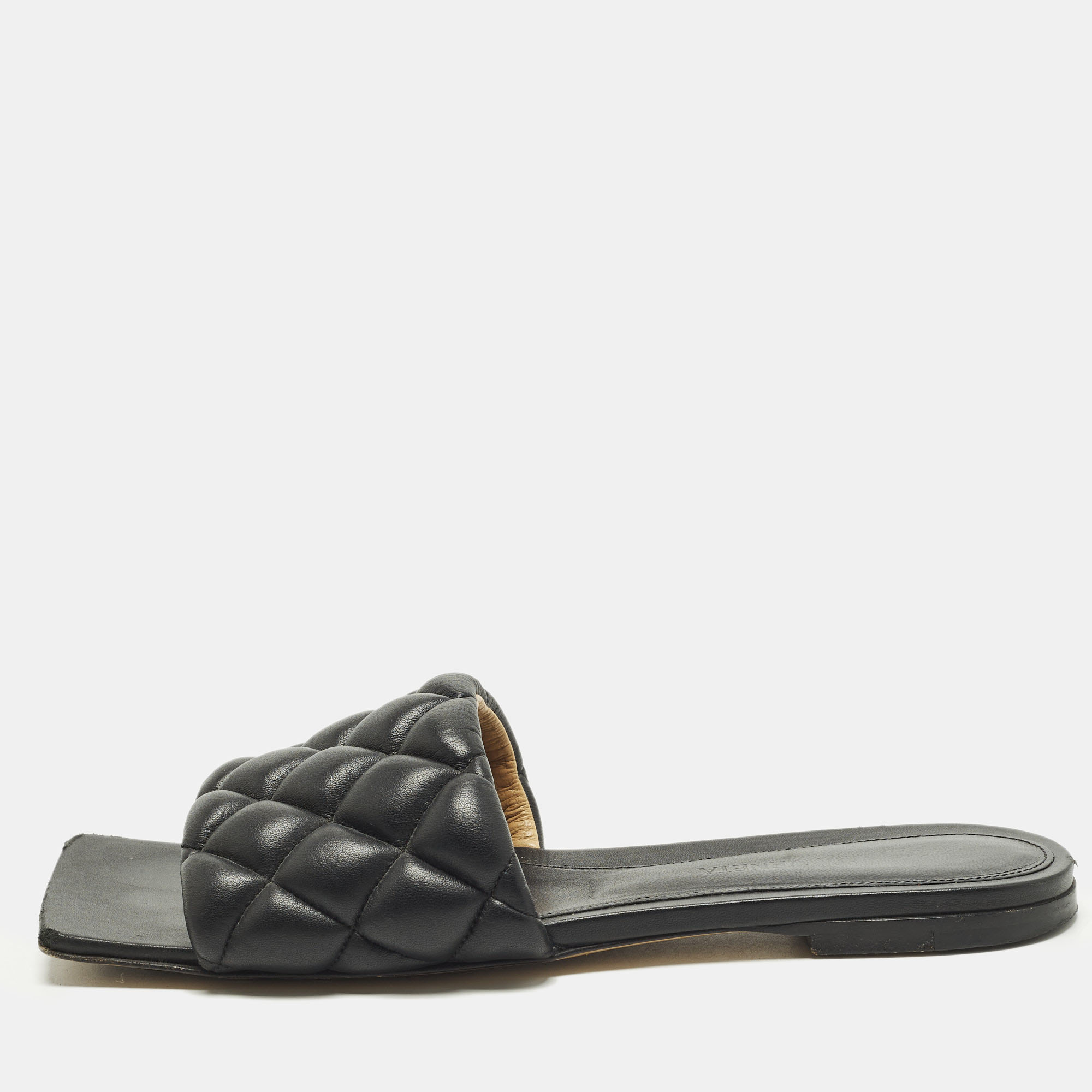 

Bottega Veneta Lido Size  Black Leather Flat Slides