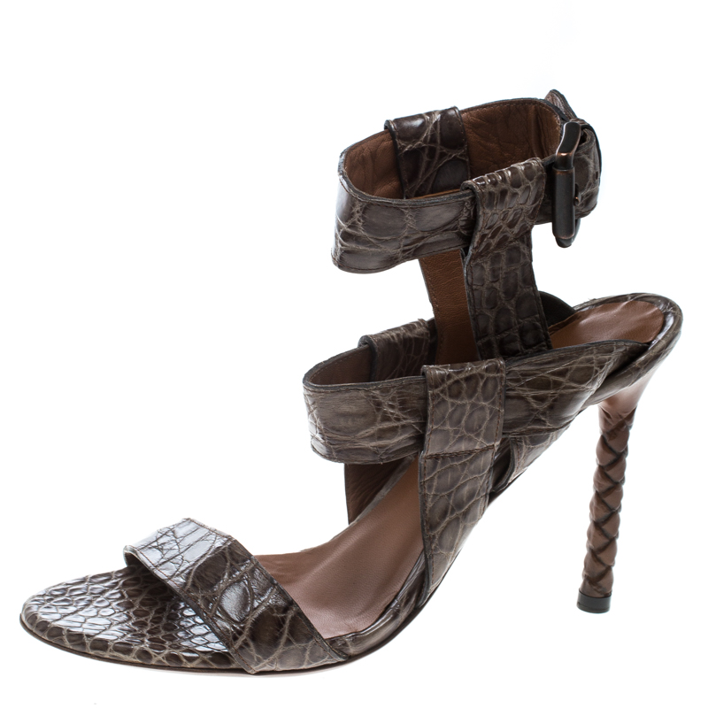 

Bottega Veneta Brown Alligator Leather Ankle Strap Sandals Size