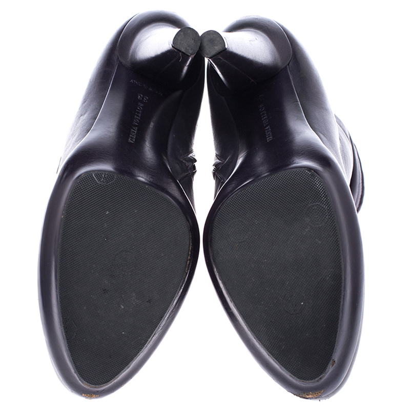 Pre-owned Bottega Veneta Purple Leather Ankle Boots Size 38