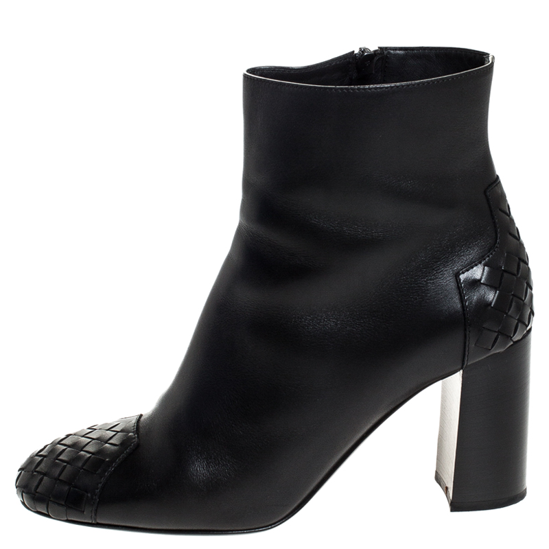 

Bottega Veneta Black Leather And Intrecciato Cap Toe Leather Ankle Boots Size