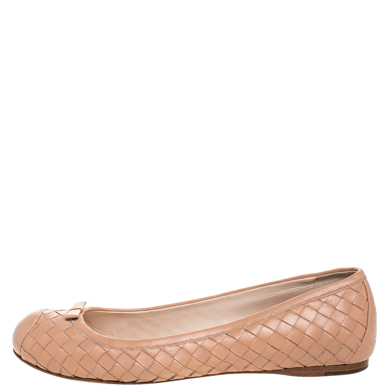 

Bottega Veneta Beige Intrecciato Leather Ballet Flats Size
