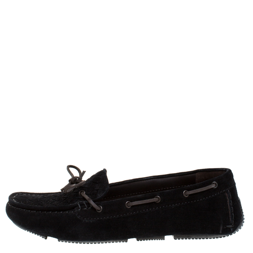 

Bottega Veneta Black Intrecciato Suede Bow Slip On Loafers Size