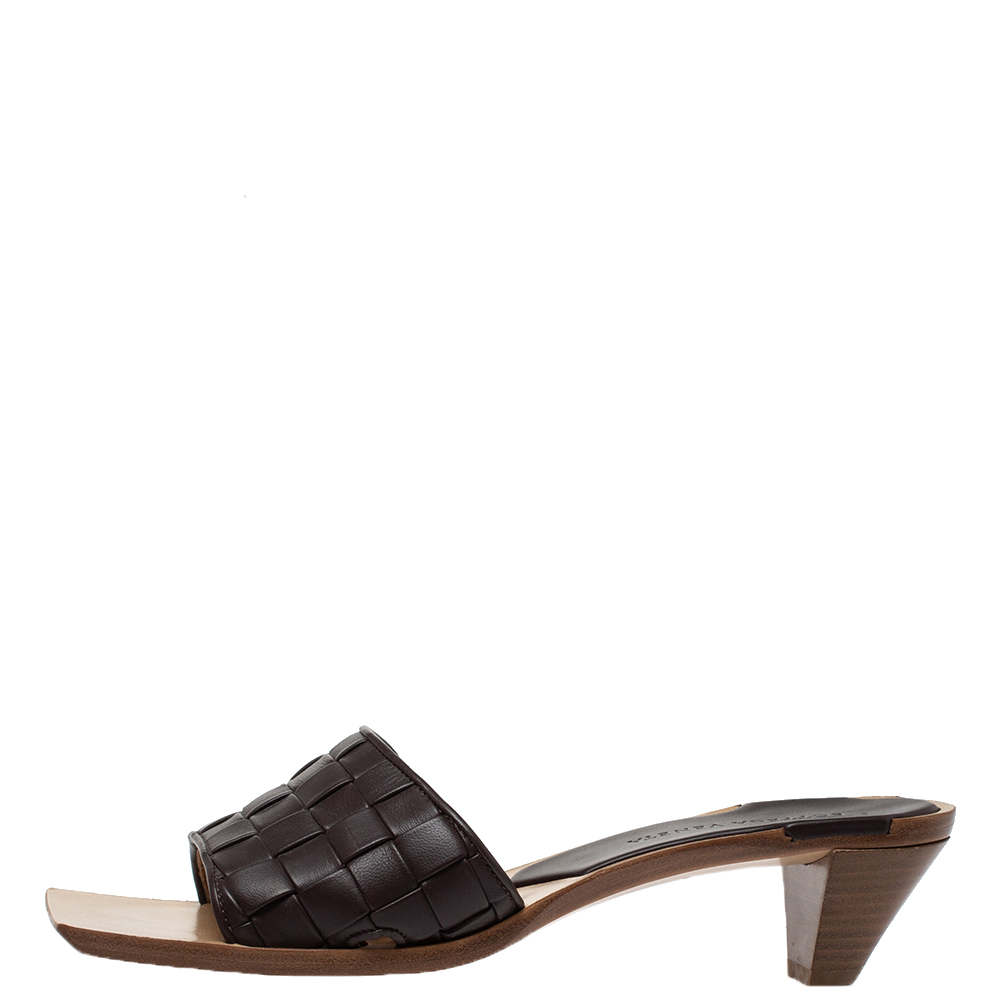 

Bottega Veneta Brown Intrecciato Leather Open Toe Sandals Size