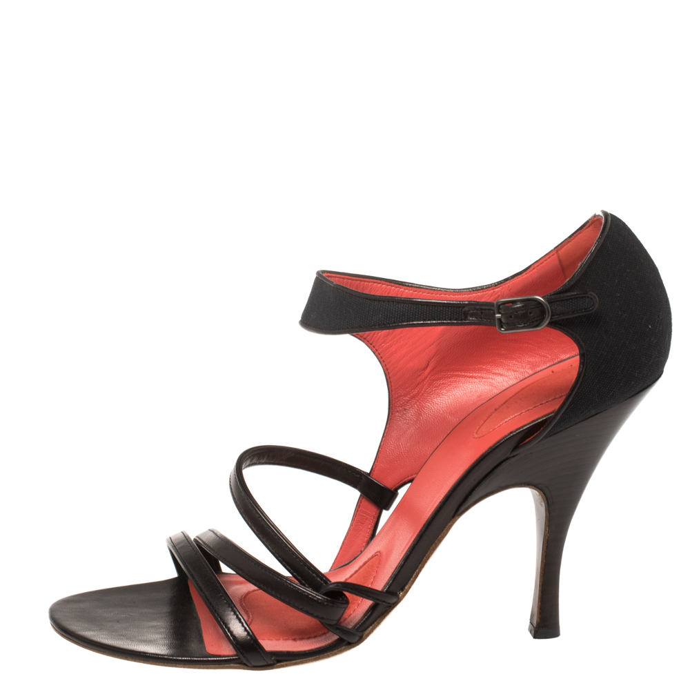 

Bottega Veneta Black Canvas and Leather Sandals Size