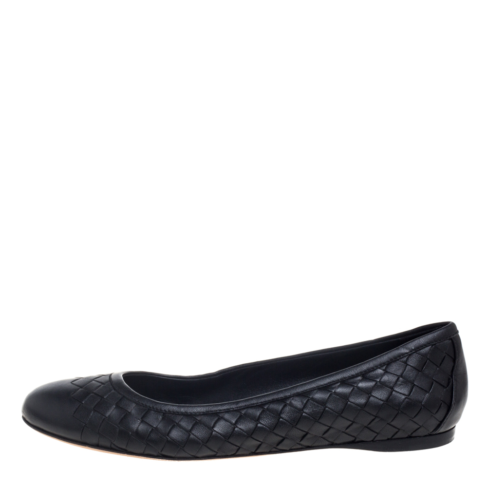 

Bottega Veneta Black Intercciato Leather Ballet Flats Size