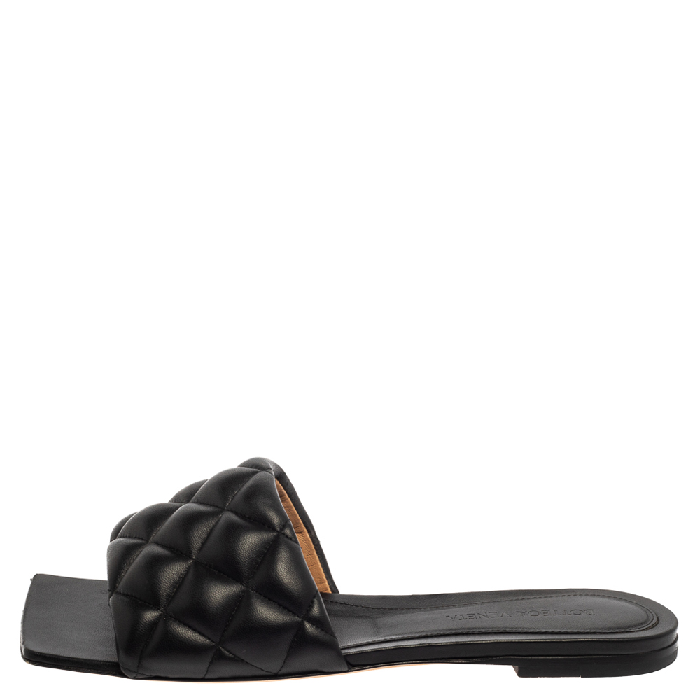 

Bottega Veneta Black Leather Quilted Mule Sandals Size