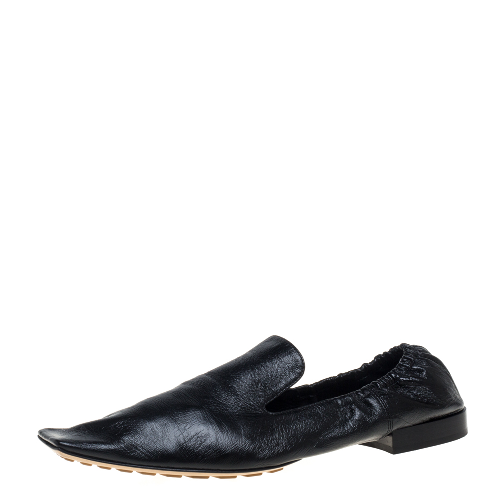 Pre-owned Bottega Veneta Black Leather Square Toe Loafers Size 37.5