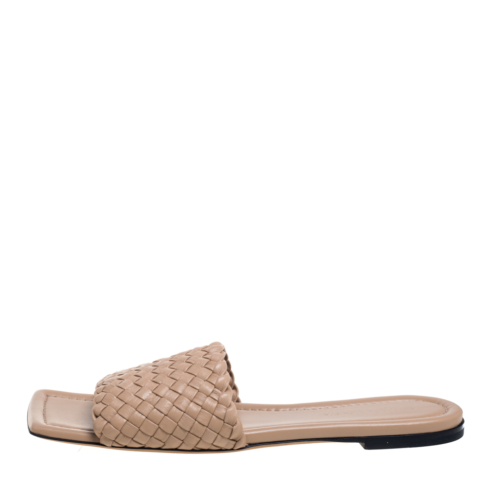 

Bottega Veneta Beige Intrecciato Leather Slide Sandals Size