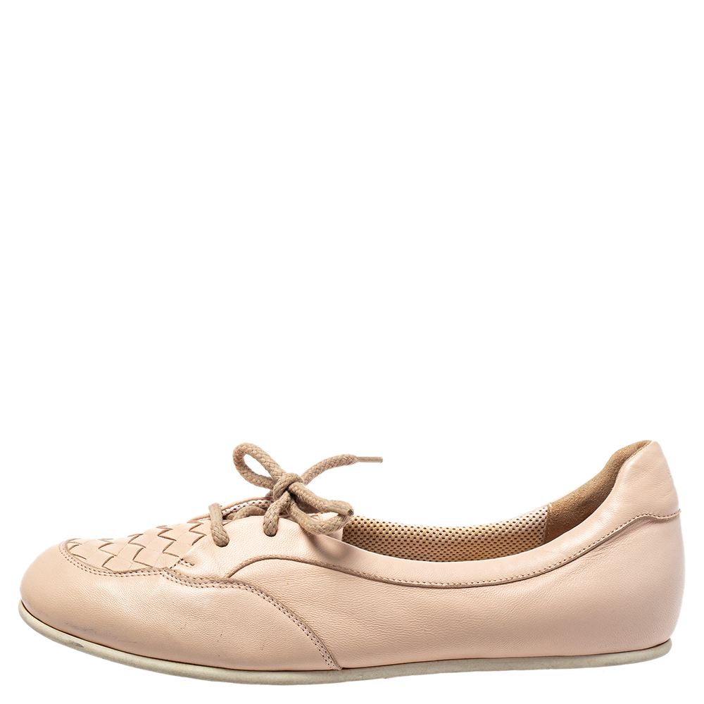 

Bottega Veneta Beige Intercciato Leather Lace Up Loafers Size