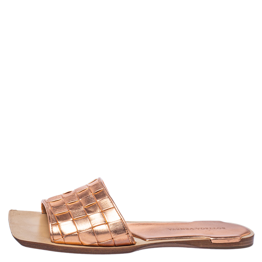 

Bottega Veneta Metallic Rose Gold Leather Slide Sandals Size
