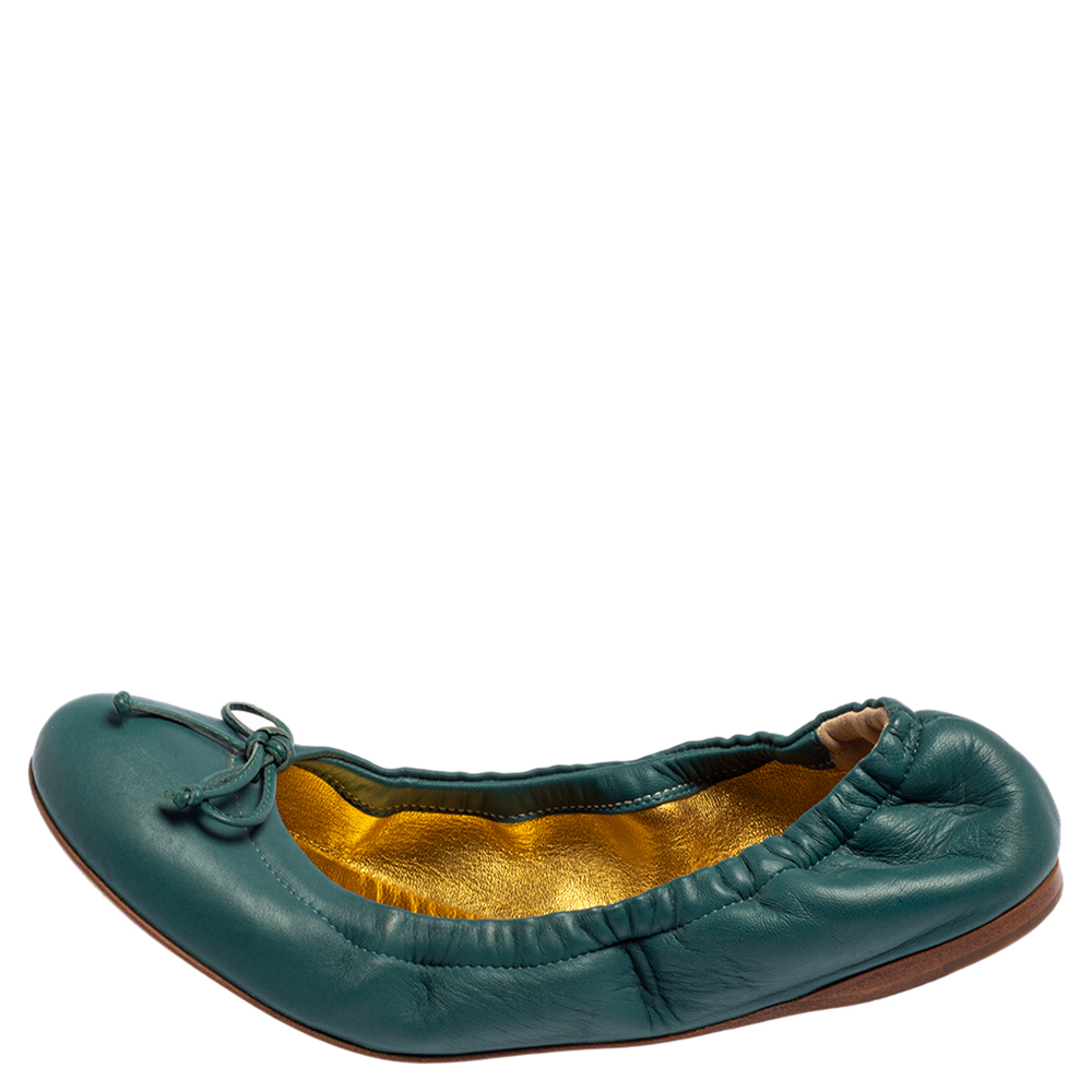 

Bottega Veneta Blue Leather Scrunch Ballet Flats Size