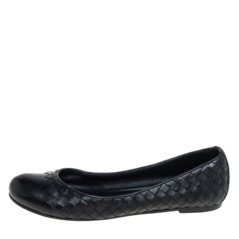 

Bottega Veneta Black Leather Ballet Flats Size