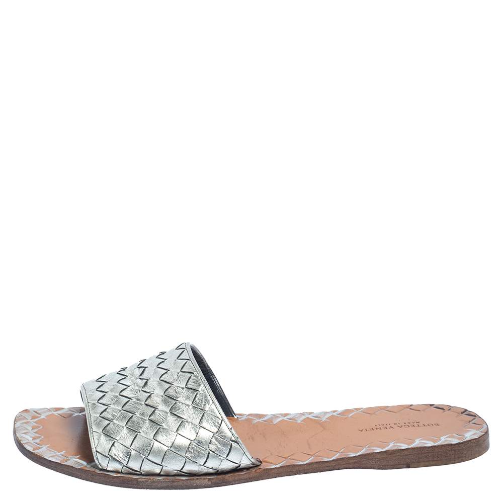 

Bottega Veneta Silver Intrecciato Leather Slide Flats Size