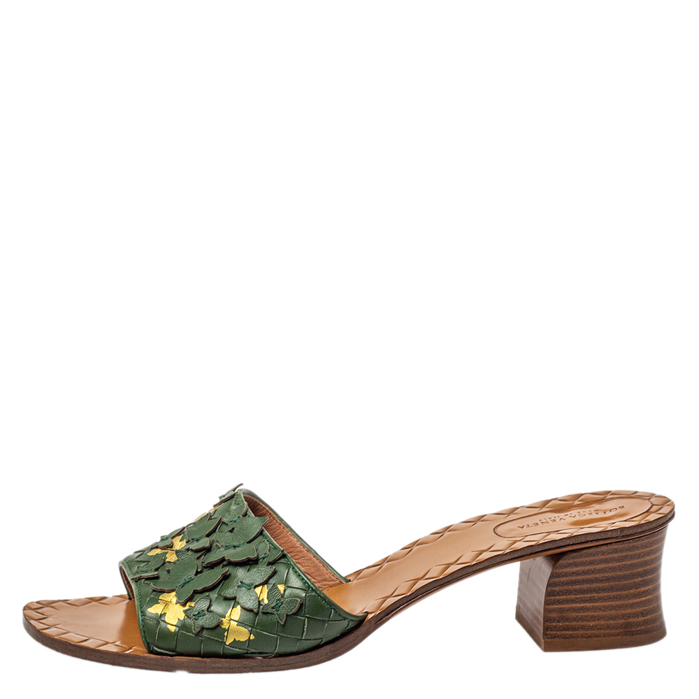 

Bottega Veneta Green Intrecciato Leather Butterfly Applique Ravello Slides Size