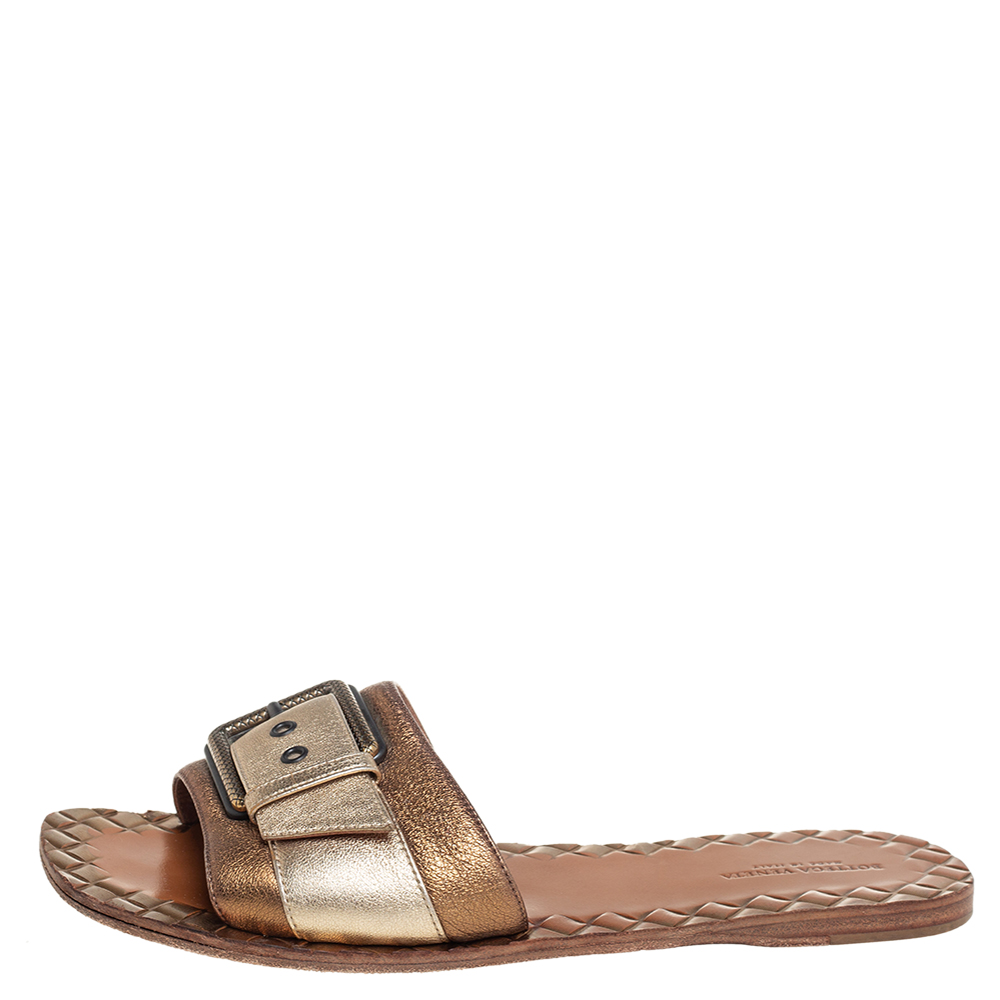 

Bottega Veneta Gold/Bronze Leather Buckle Detail Flat Slides Size