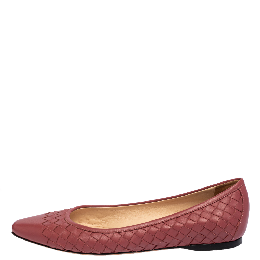 

Bottega Veneta Pink Intrecciato Leather Pointed Toe Ballet Flats Size