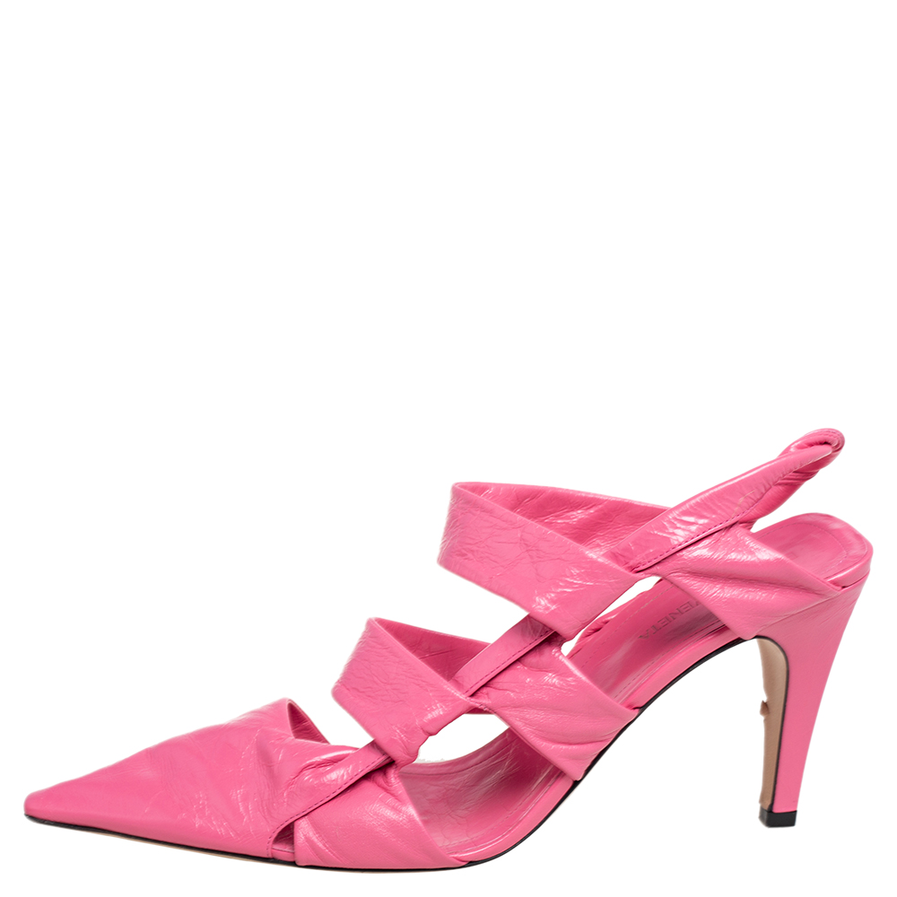 

Bottega Veneta Pink Leather Slingback Sandals Size