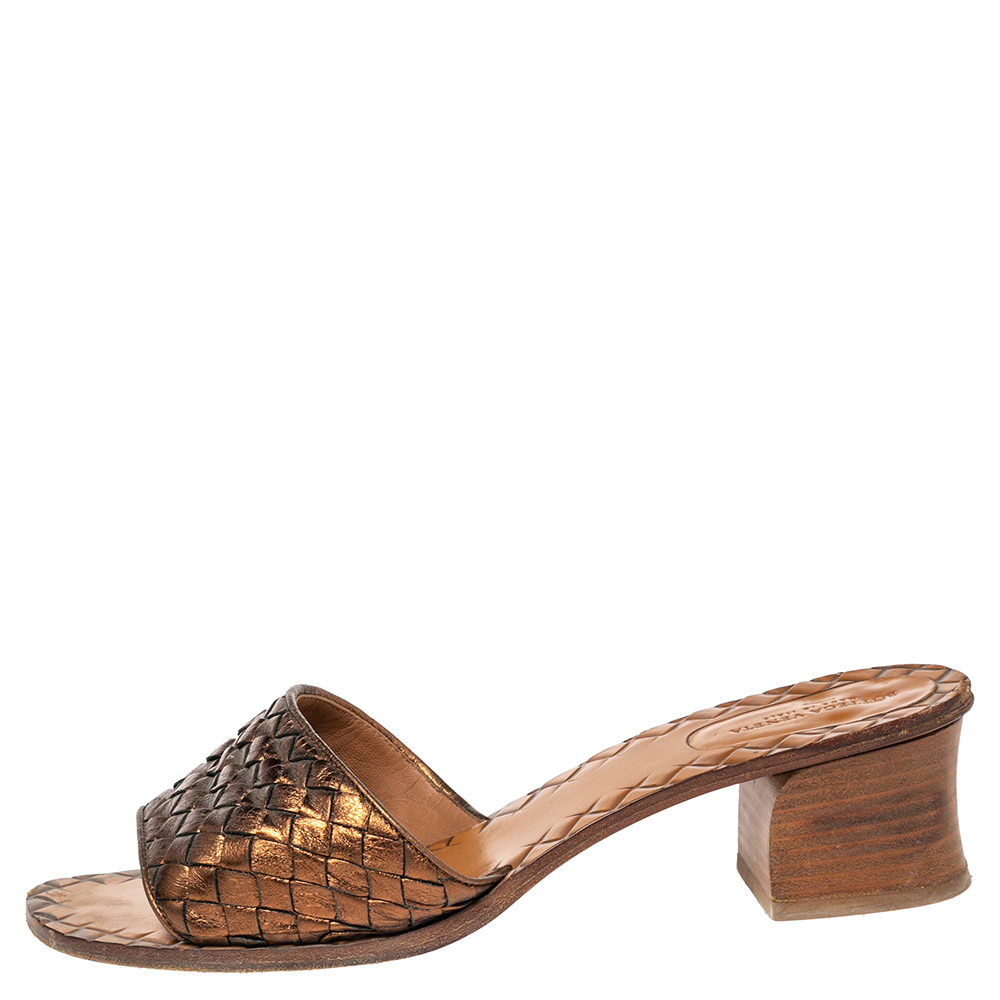 

Bottega Veneta Metallic Bronze Intrecciato Leather Slide Sandals Size