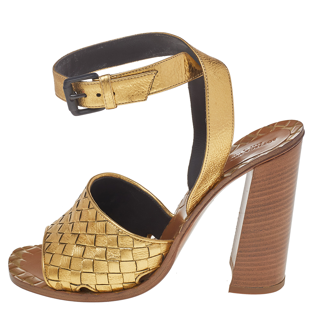

Bottega Veneta Gold Intrecciato Leather Block Heel Sandals Size
