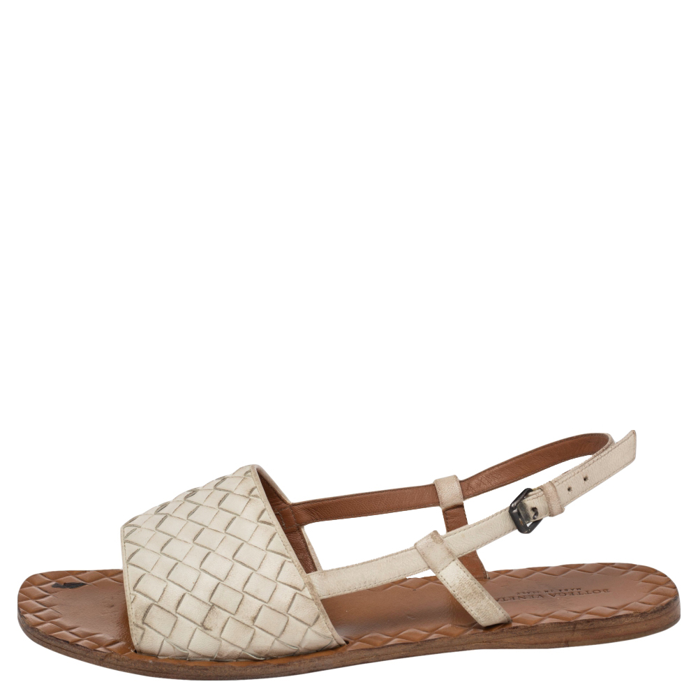 

Bottega Veneta White Intreciatto Leather Slingback Sandals Size