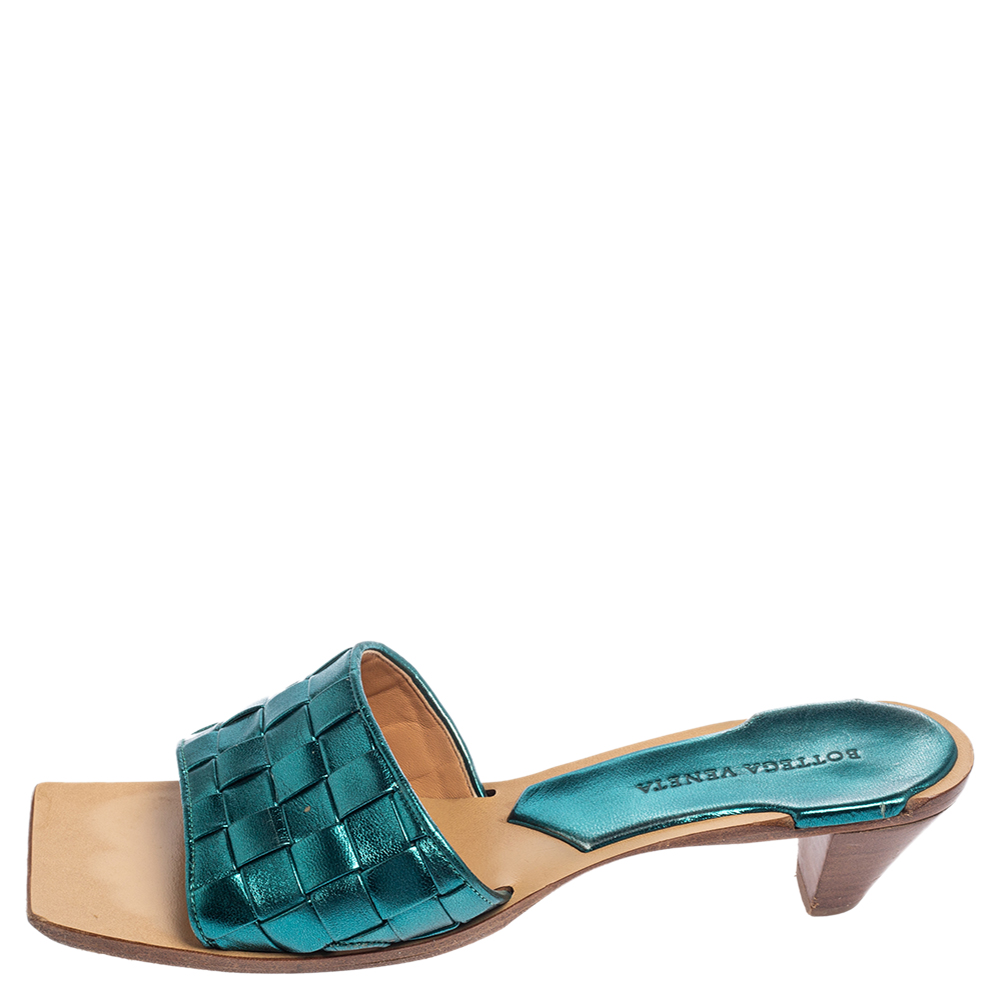 

Bottega Veneta Metallic Blue Intrecciato Leather Square Toe Slide Sandals Size