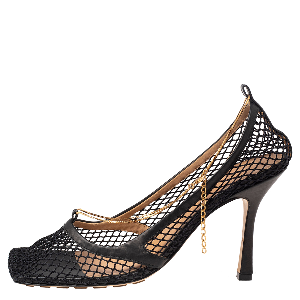 

Bottega Veneta Black Mesh Chain Link Detail Square Toe Pumps Size