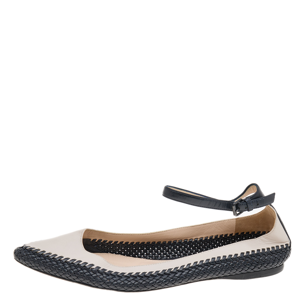 

Bottega Veneta Off White/Black Leather Ankle Strap Ballet Flats Size