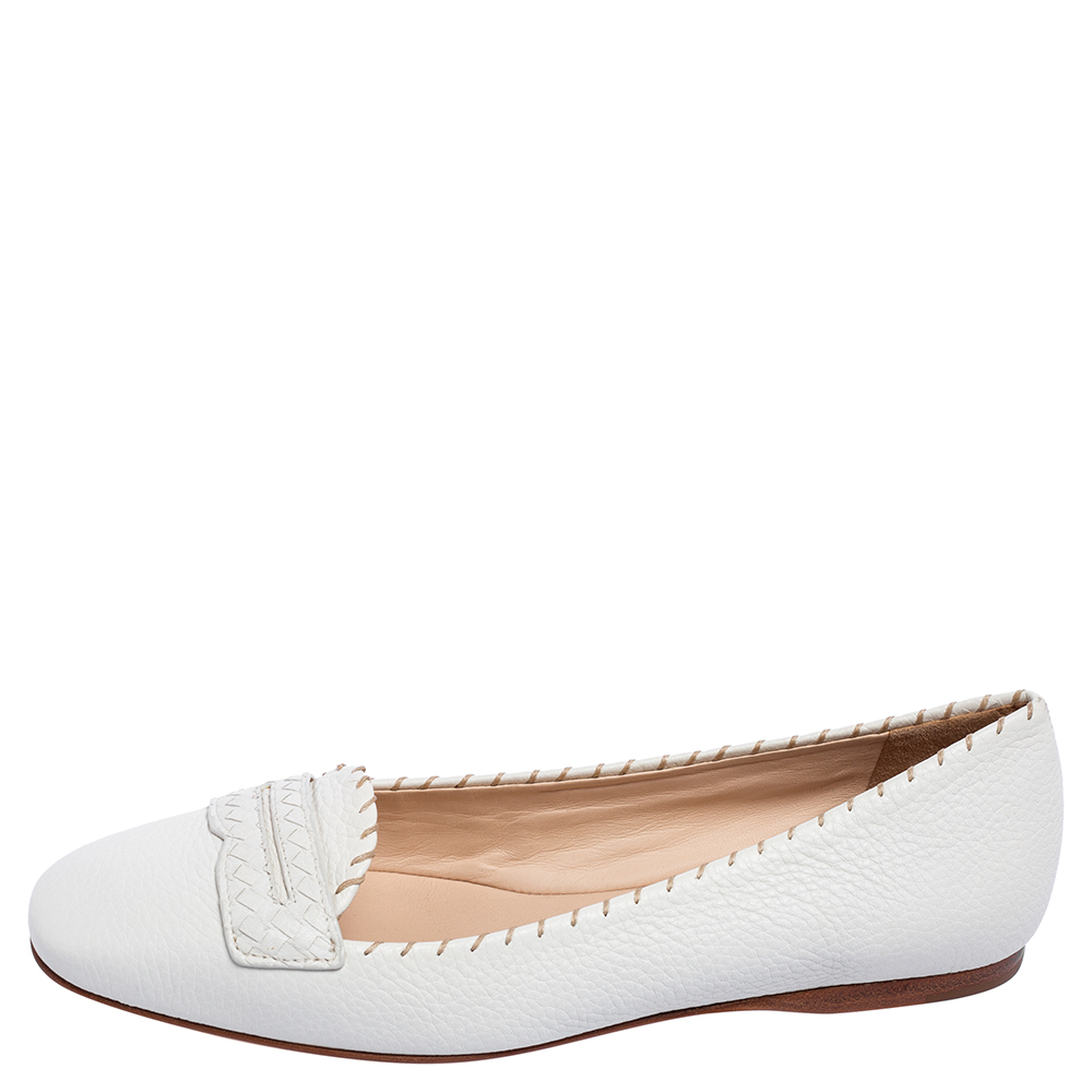 

Bottega Veneta White Leather Ballet Flats Size