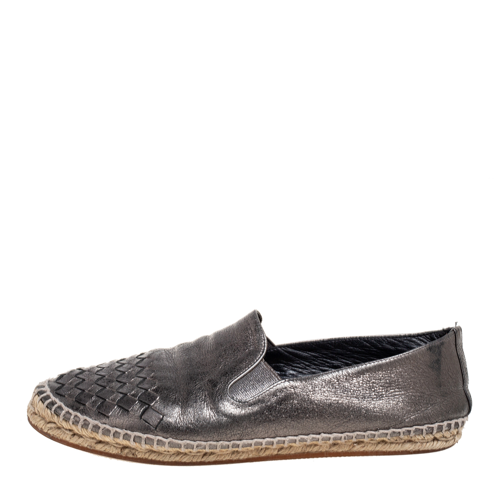 

Bottega Veneta Metallic Dark Grey Intrecciato Leather Flat Espadrilles Size