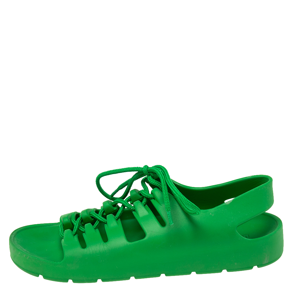 

Bottega Veneta Green Rubber Lace Up Flat Sandals Size