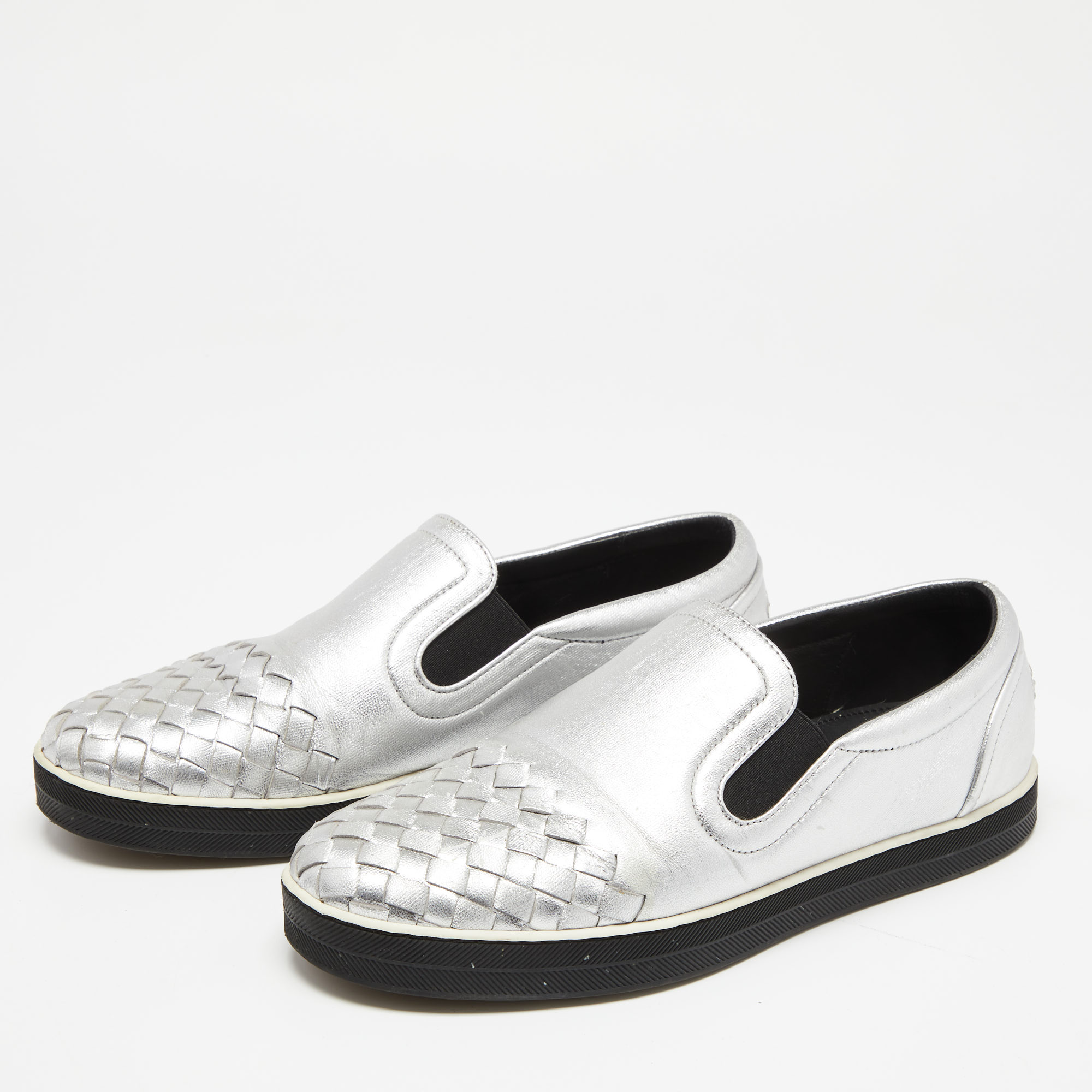 

Bottega Veneta Silver Intrecciato Leather Slip-On Sneakers Size