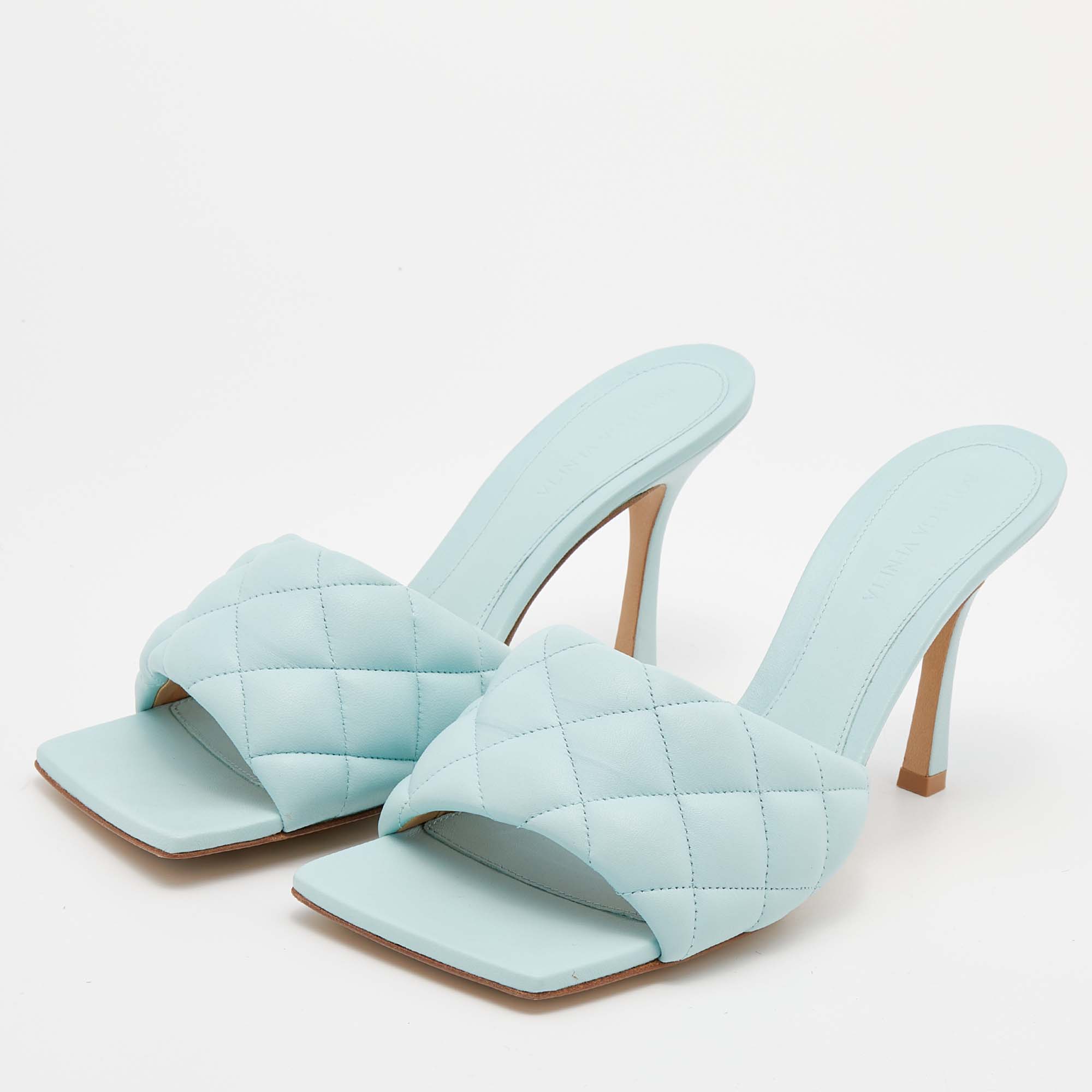

Bottega Veneta Blue Quilted Leather Lido Slide Sandals Size