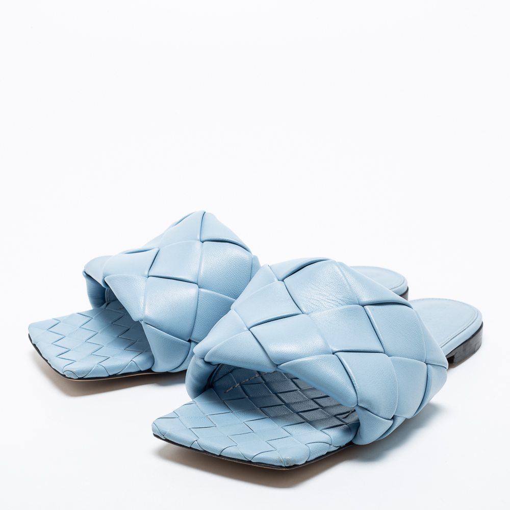 

Bottega Veneta Blue Intrecciato Leather Lido Flat Slide Sandals Size