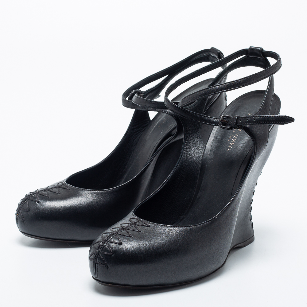 Bottega Veneta Black Leather Wedge Ankle Strap Pumps Size