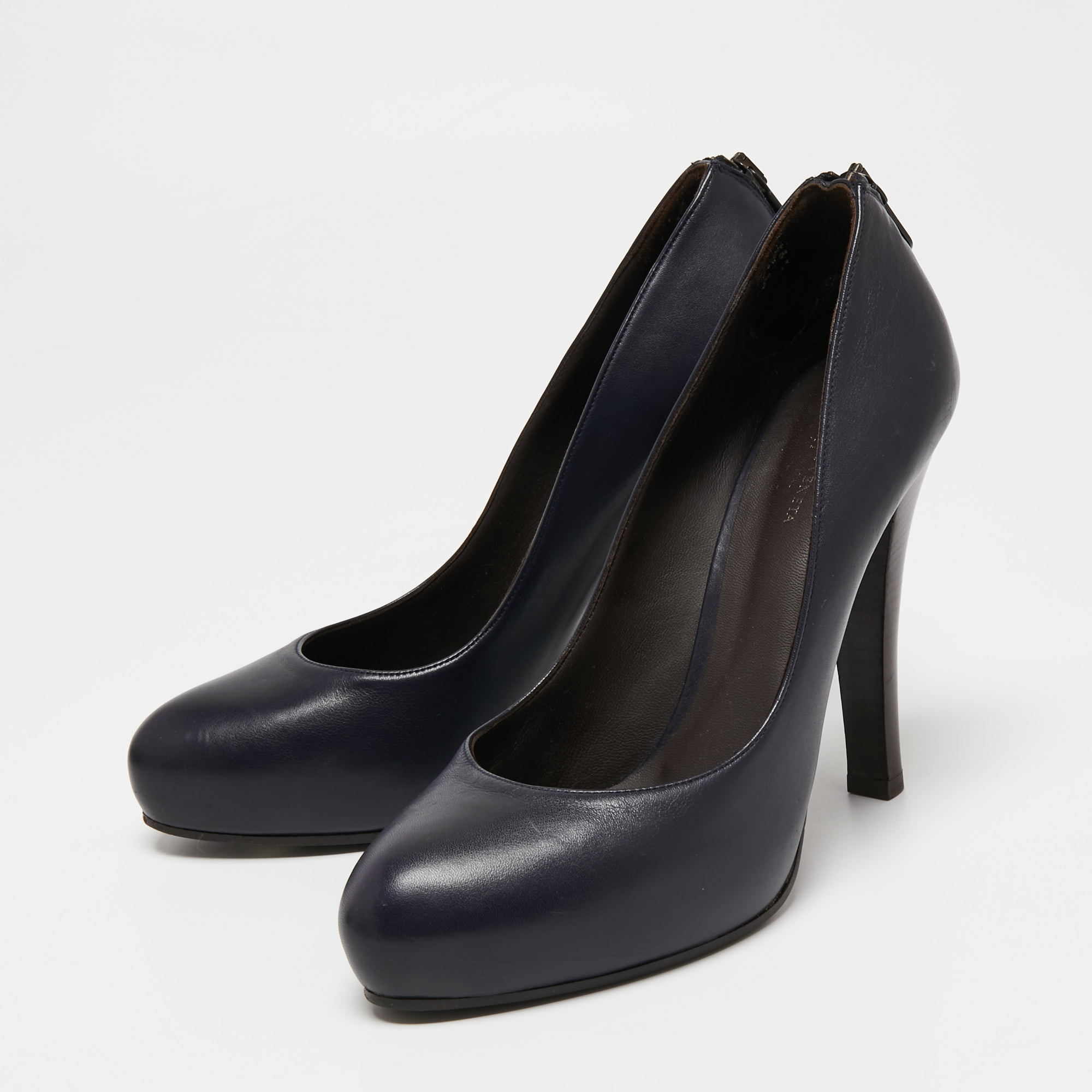 

Bottega Veneta Navy Blue Leather Zipper Pumps Size
