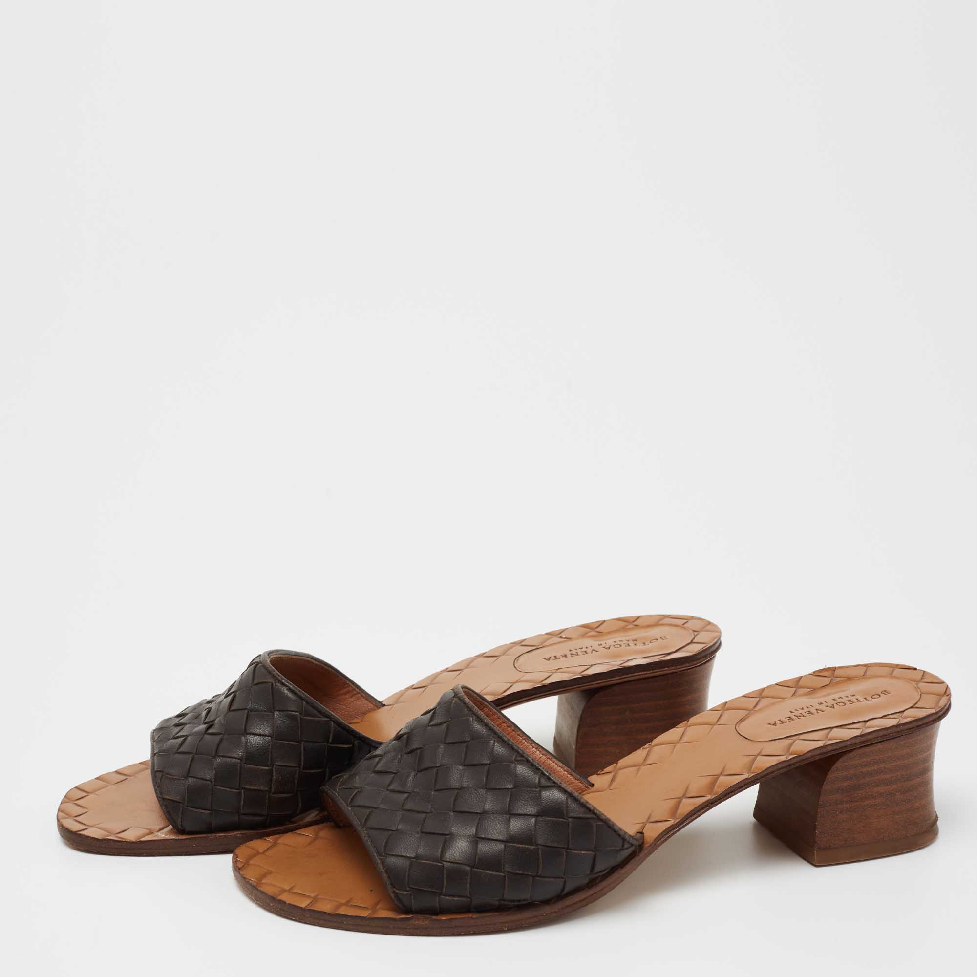 

Bottega Veneta Dark Brown Intrecciato Leather Slide Sandals Size