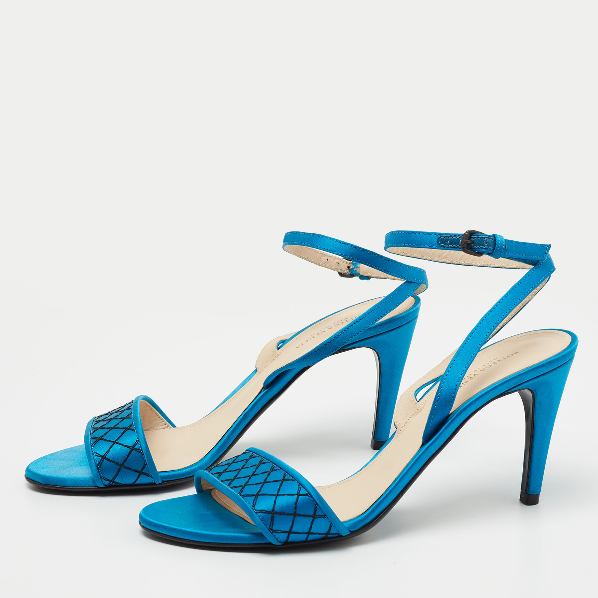 

Bottega Veneta Blue Satin Intrecciato Stitch Ankle Strap Sandals Size