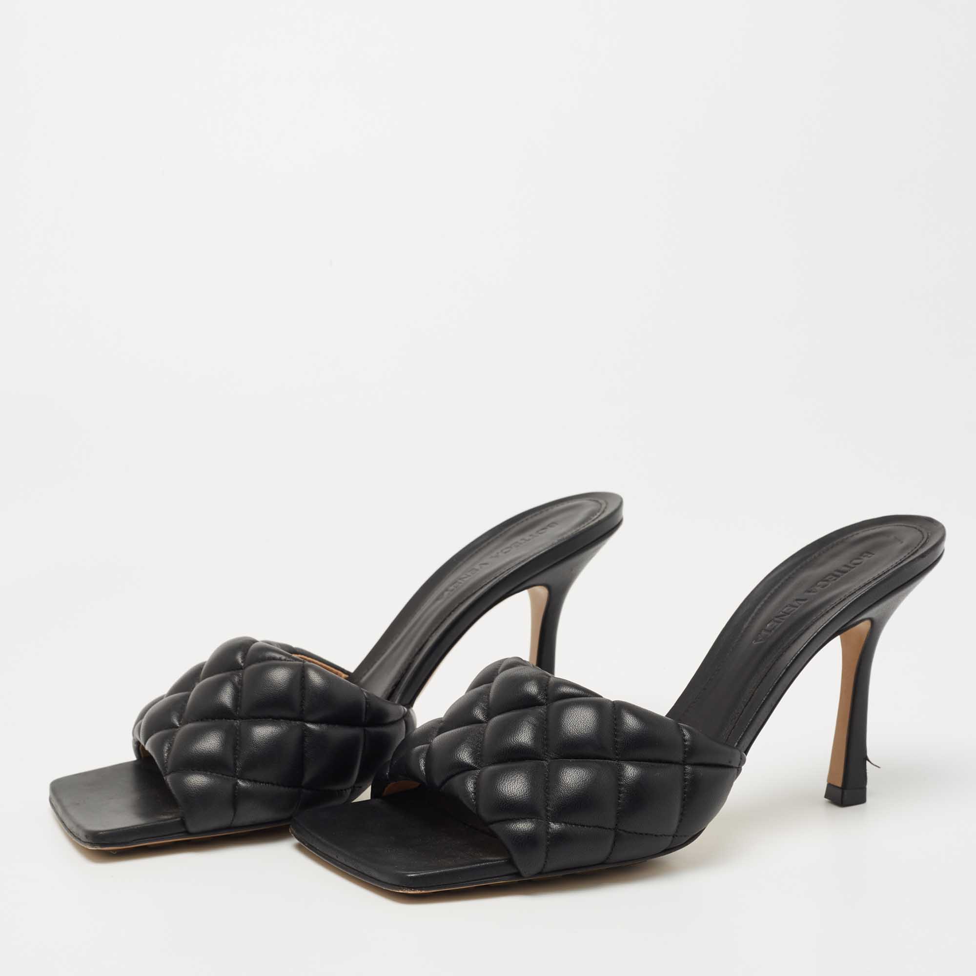 

Bottega Veneta Black Quilted Leather Lido Slide Sandals Size