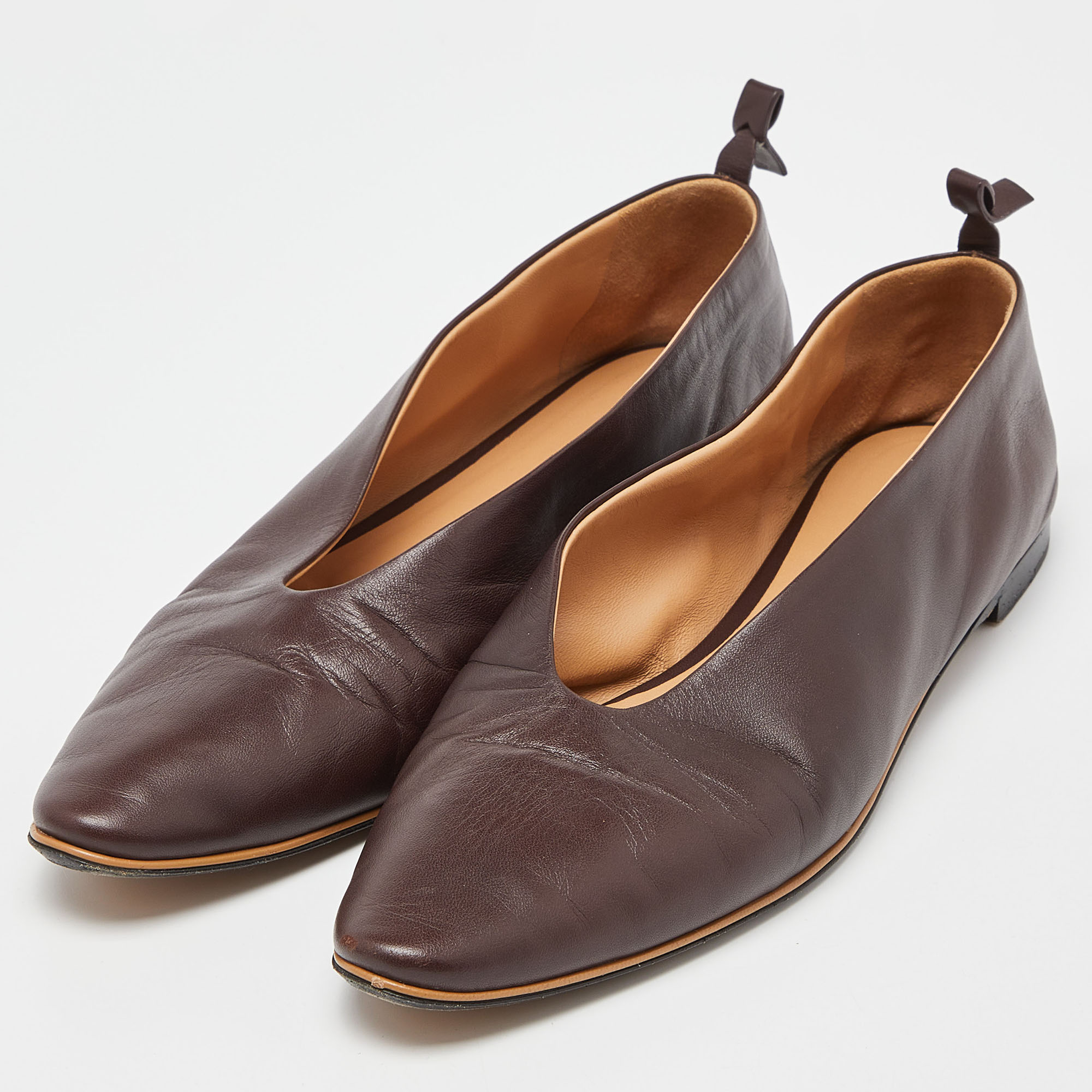 

Bottega Veneta Brown Leather Almond Toe Ballet Flats Size