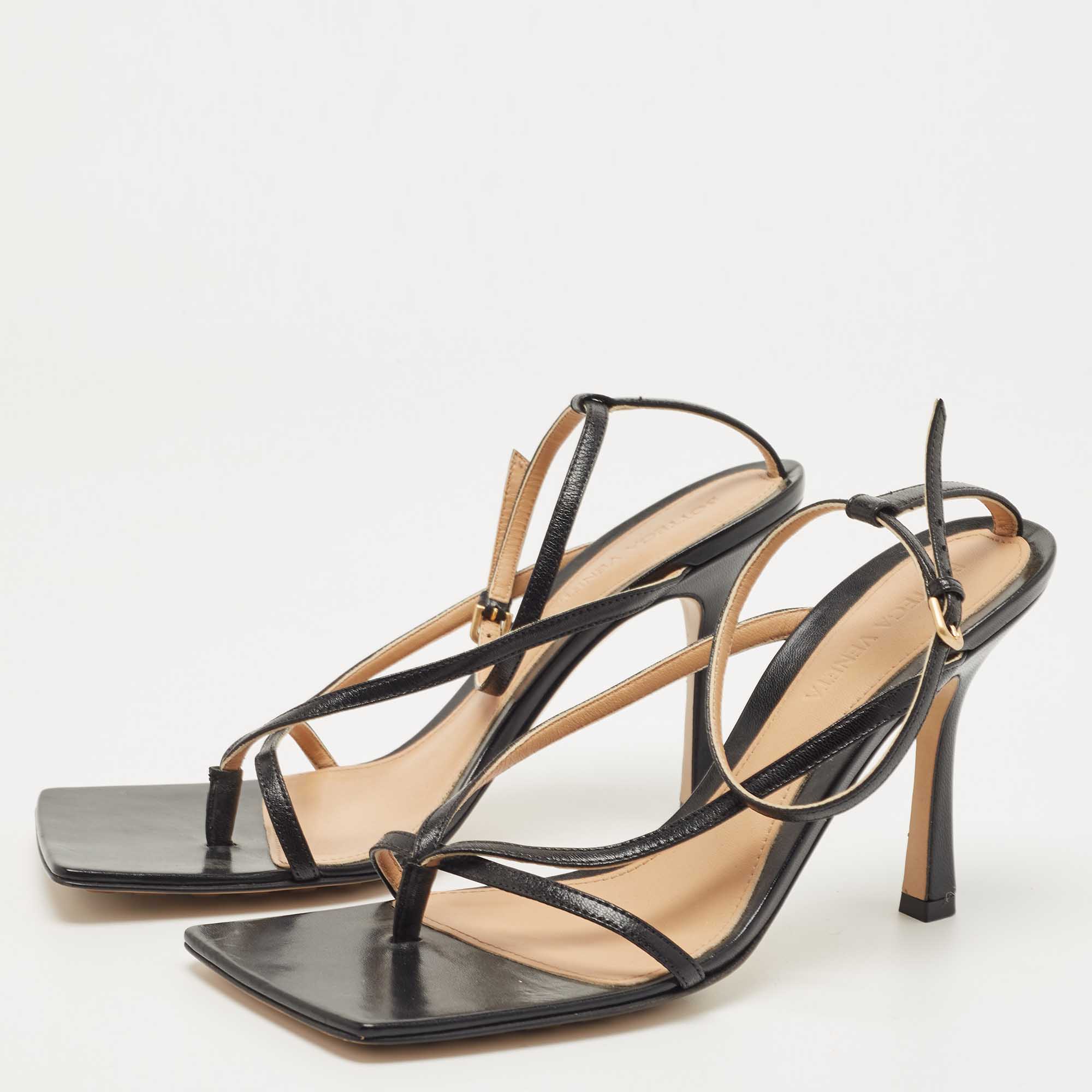 

Bottega Veneta Black Leather Stretch Square Ankle Strap Sandals Size