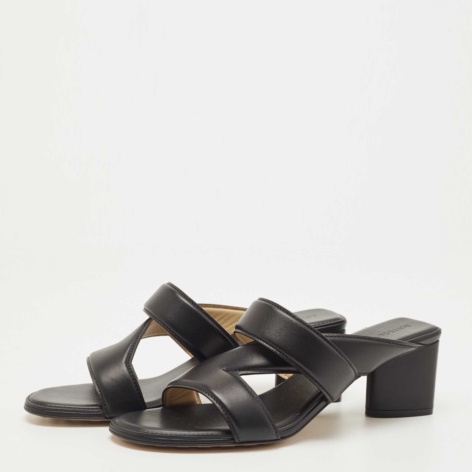 

Bottega Veneta Black Leather Block Heel Slide Sandals Size