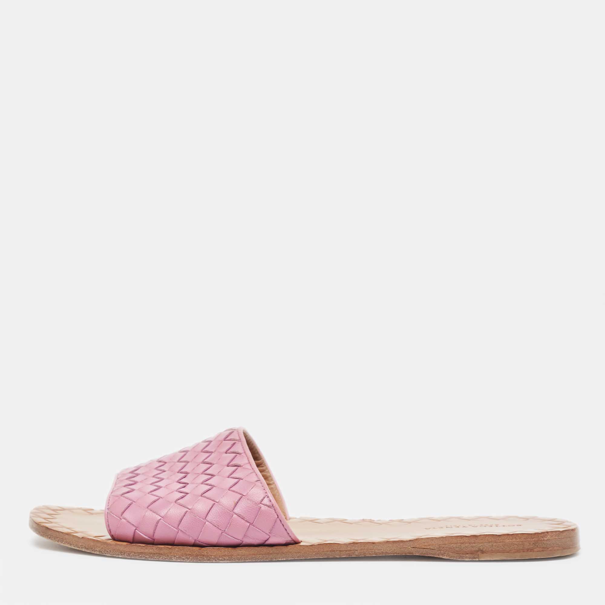 

Bottega Veneta Purple Leather Intrecciato Flat Slides Size