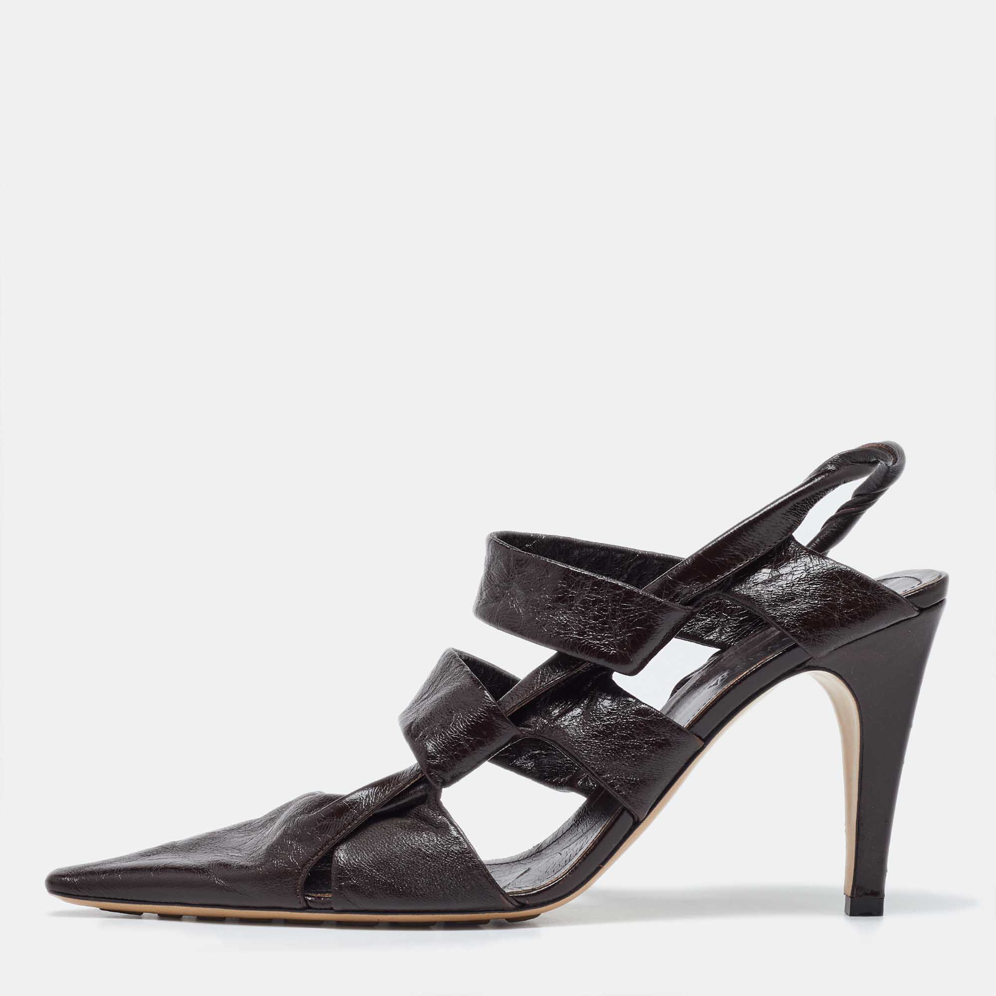

Bottega Veneta Brown Textured Leather Strappy Slingback Sandals Size 38.5