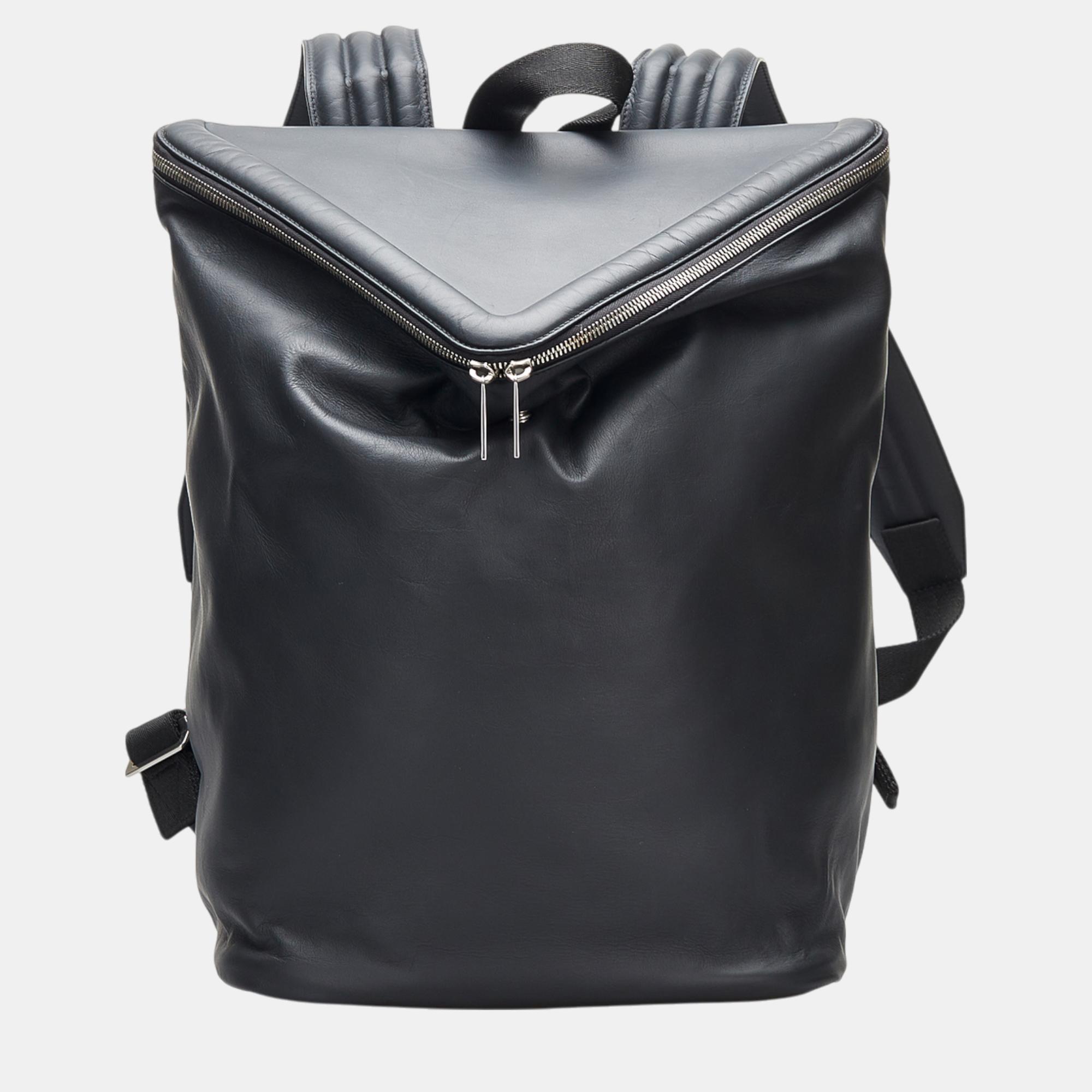 

Bottega Veneta Black Beak Backpack