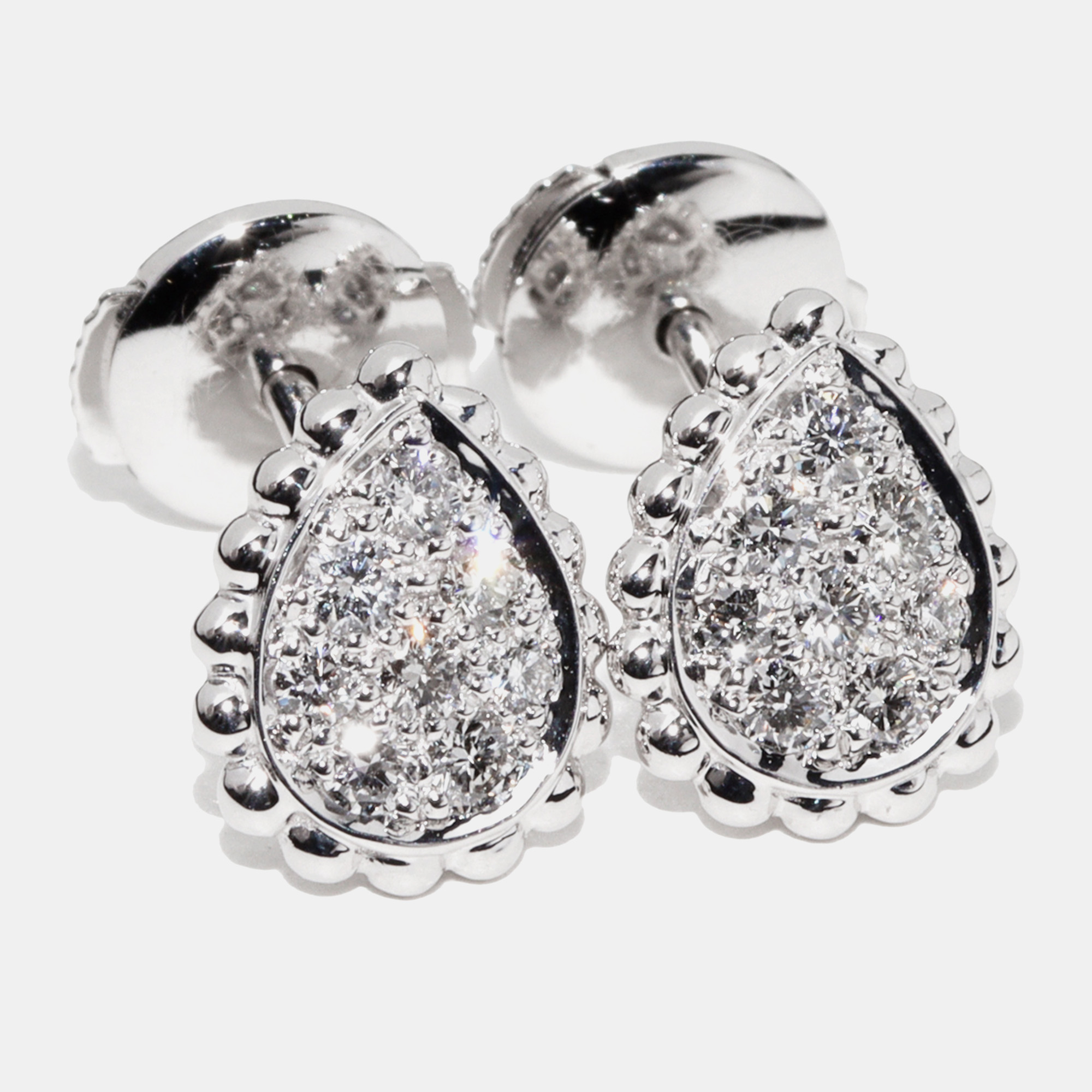 

Boucheron 18K White Gold Diamond 0.25 ct Serpent Boheme Stud Earrings