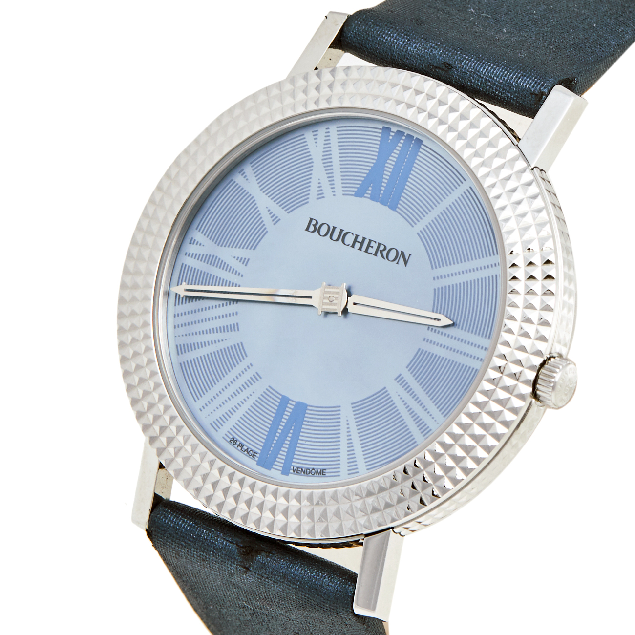 

Boucheron Blue Mother of Pearl Stainless Steel Leather Round Clous de Paris N°100 Women's Wristwatch