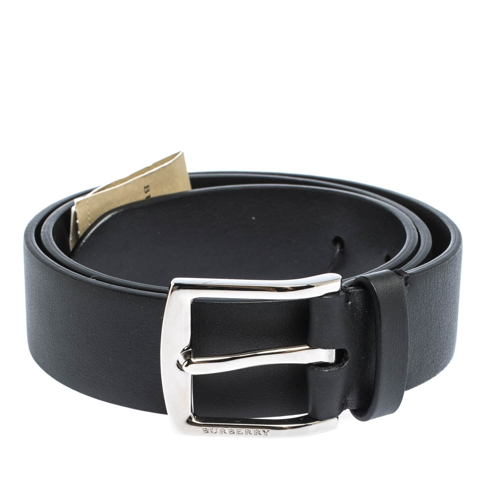 

Burberry Black Leather Buckle Belt