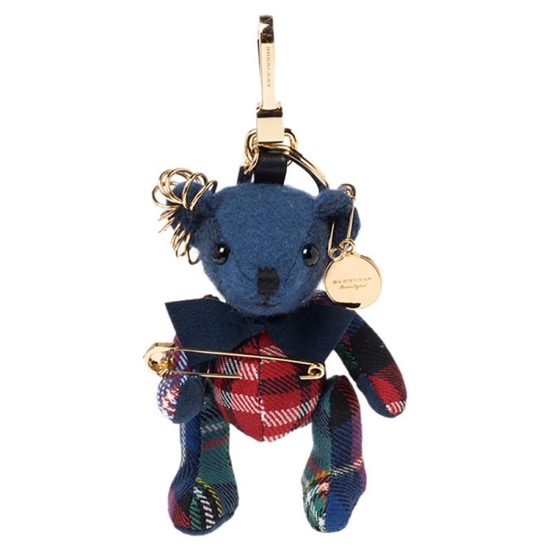 مملوكة مسبقًا Burberry Multicolor Fabric Thomas Bear Kilt Pin Charm