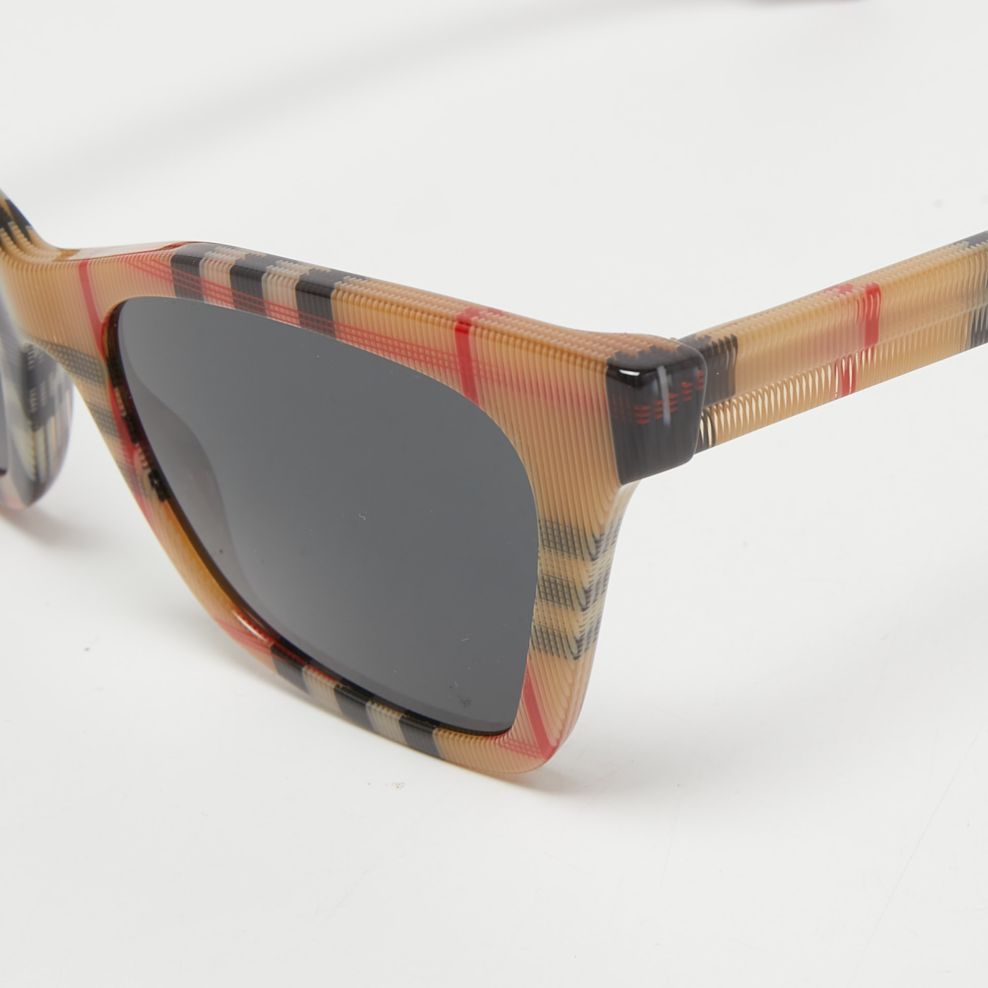 

Burberry Beige/Brown House Check Square Sunglasses