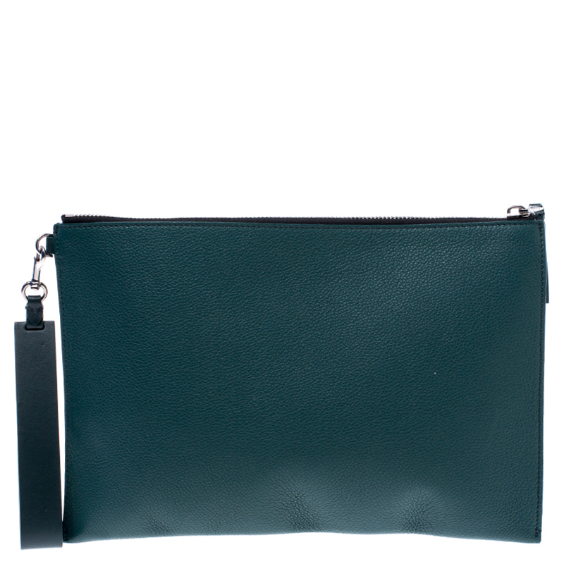 مملوكة مسبقًا Burberry Dark Green Leather Wristlet Pouch